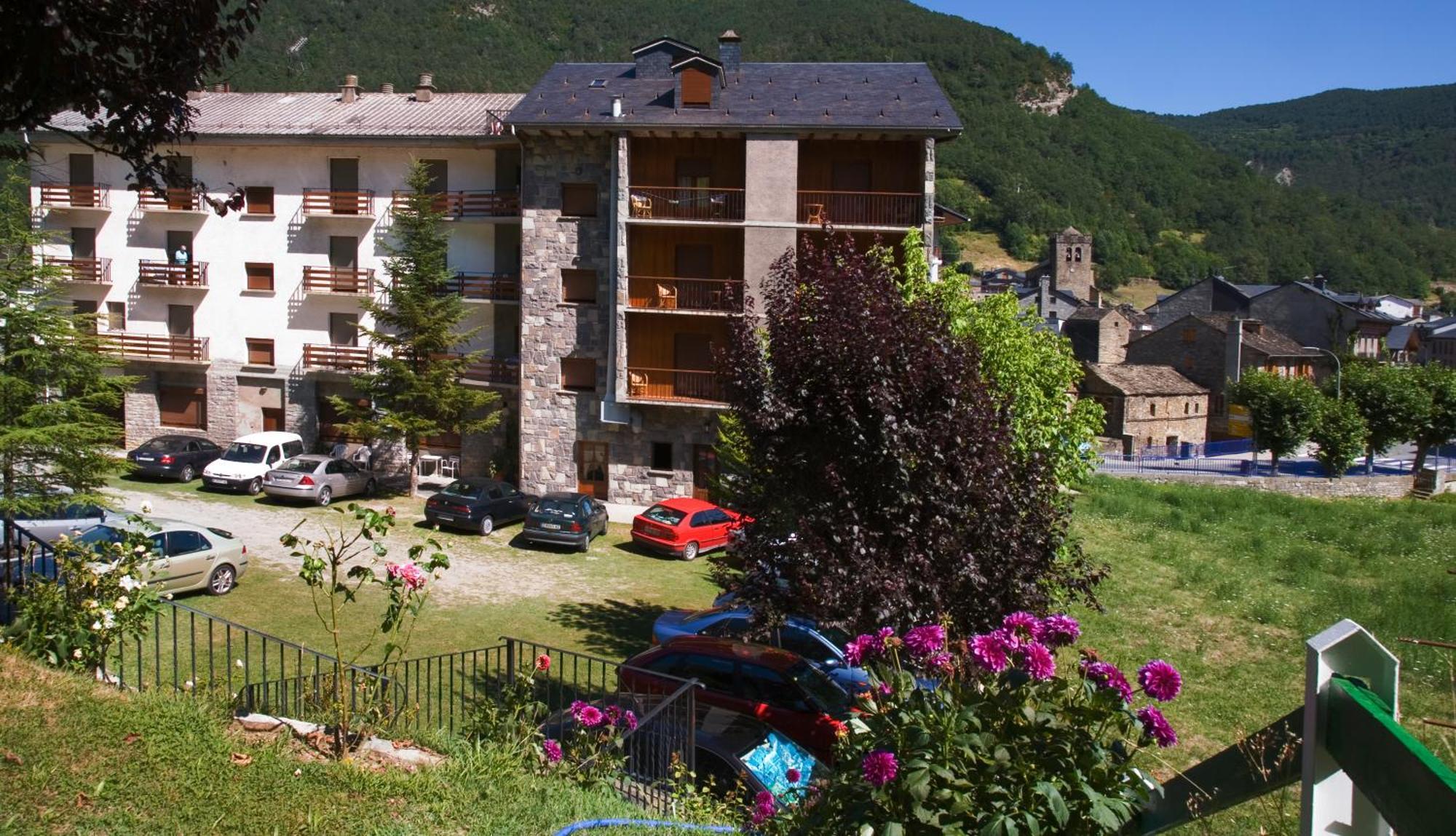 Hotel Latre Брото Экстерьер фото